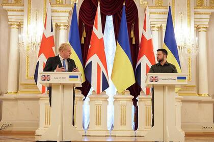 Así se reencontraron hoy, 17 de junio,el presidente de Ucrania Volodymyr Zelensky y el Primer Ministro Británico Boris Johnson en Kiev, la capital de Ucrania