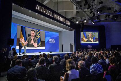 Zelensky pidió sanciones “máximas” contra Rusia en un discurso a distancia ante el Foro Económico Mundial en Davos