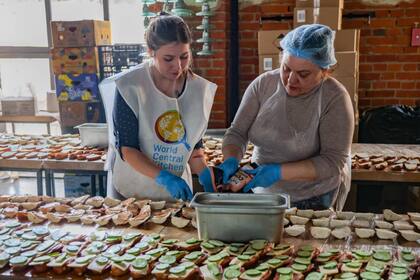 Voluntarios de World Central Kitchen