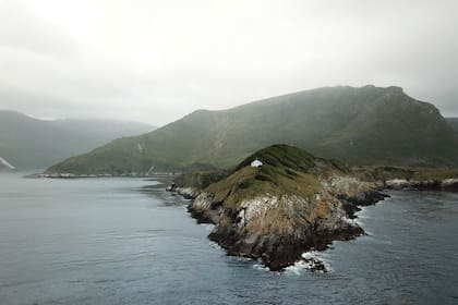 La reconstrucción del faro realizada por el francés André Bronner en la Isla de los Estados