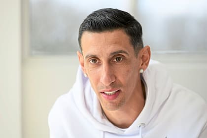 “Volvería a pasar por todas las malas para sentirme tan querido como ahora”, se abre el hábil atacante que fue criticado y rechazado por muchos hinchas cuando las copas pasaban de largo para la selección argentina.