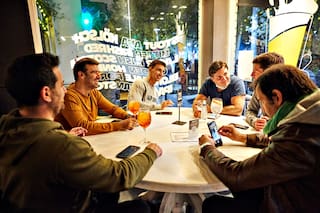 Cuarentena. Dudas de los gobernadores por la prohibición de reuniones sociales