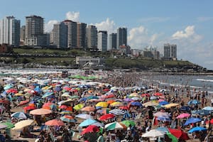 Mar del Plata vive la mejor semana del verano y ya lamenta un febrero que será corto