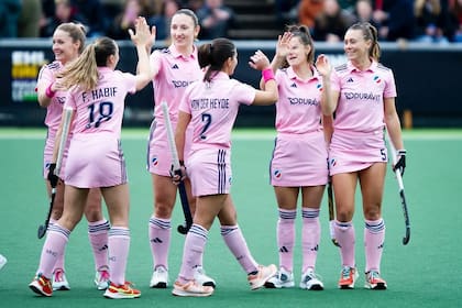 Von der Heyde juega en Alemania con otras ex-Leonas, Florencia y Agustina Habif