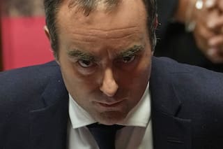 Votación podría hundir más a Francia en crisis política