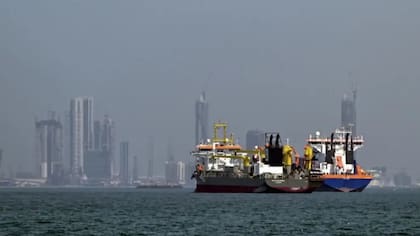 Vuelve a subir el petróleo tras una leve baja por el anuncio de Trump.