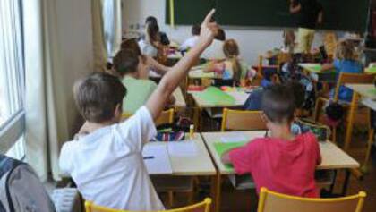 Vuelve el dictado en Francia