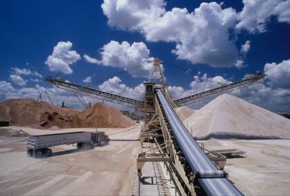 Vulcan Materials es el mayor productor de agregados de construcción de los Estados Unidos, principalmente piedra triturada, arena y grava