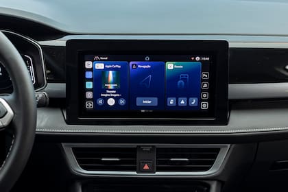 VW Play Connect compatible con Apple CarPlay® y Android Auto™.