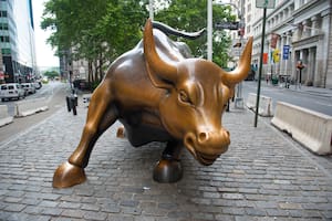 Wall Street sigue de cerca la evolución de la decisión de la Justicia de EE.UU., que ordenó a la Argentina entregar el 51% de las acciones de YPF