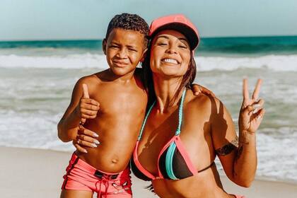 Wallace y Carol Nakamura disfrutan de su conexión especial