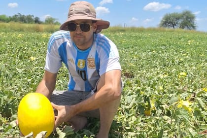 Walter Javier Detzel (36) contactó al ministro Sturzenegger para que destrabara una resolución del año 1983