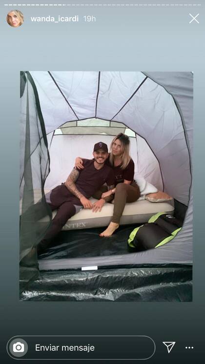 Wanda e Icardi, de campamento en su casa en Italia