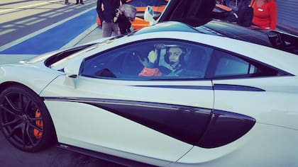 Wanda Nara corrió a bordo de un McLaren en el circuito de Monza