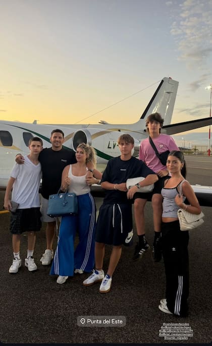 Wanda Nara pasará Navidad junto a su novio, sus tres hijos mayores, Carola Sánchez Aloe -y la novia de primogénito de Wanda- en José Ignacio