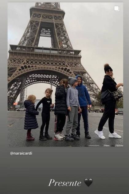 Wanda Nara publicó una imagen en la Torre Eiffel, donde ahora se encuentra instalada junto a sus cinco hijos