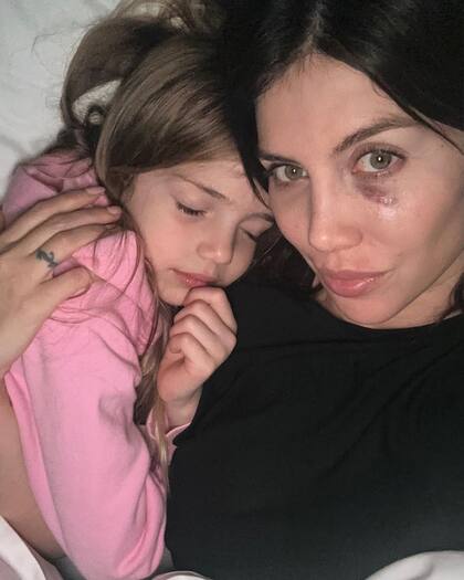 Wanda Nara recibió la visita de su familia, que viajó a Roma para acompañarla