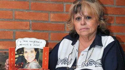 Wanda Taddei tenía 29 años cuando su marido, el baterista de Callejeros, la asesinó en febrero de 2010; Beatriz Regal lucha contra la violencia de género desde entonces a través del instituto Wanda Taddei