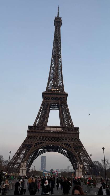 Wanda y L-Gante visitaron la Torre Eiffel