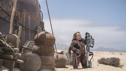 Warwick Davis, protagonista de la nueva serie Willow, que ya está completa en Disney+