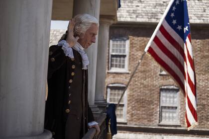 La visión sobre la historia norteamericana que plantea la bioserie Washington se contrapone con la que ofrece Hamilton, el musical de Lin Manuel Miranda
