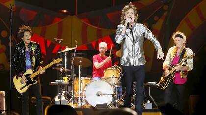 Watts, Jagger y Richards, ayer, en pleno concierto