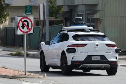 Waymo es la compañía de vehículos autónomos de Google que realizó una alianza con Uber (AP Photo/Jeff Chiu)