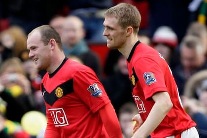 Wayne Rooney volvió a ser la cuota de gol para Manchester United