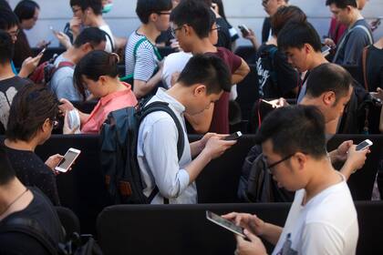 WeChat tiene mil millones de usuarios, la enorme mayoría de ellos en China