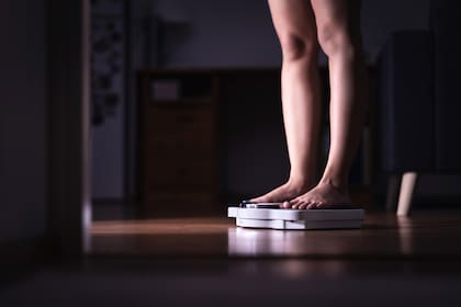 Durante la transición de la perimenopausia a la menopausia se pueden ir sumando entre 0,5 kilos y 0,7 kilos a lo largo del año