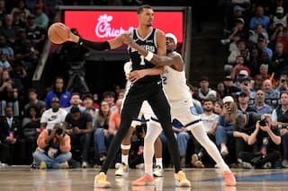 Wembanyama domina en la pintura y los Spurs aplastan 123-98 a los Grizzlies