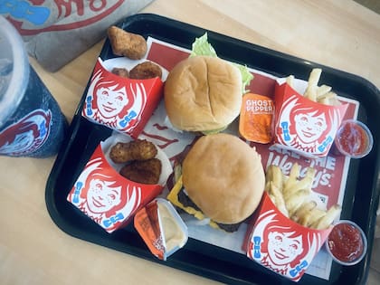 Wendy's ha ofrecido alimentos más económicos para combatir la inflación y atraer clientes (Facebook/Wendy's)