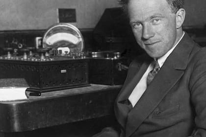 Werner Heisenberg lideraba uno de los laboratorios donde se experimentaba con los cubos de uranio