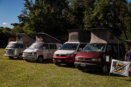 Westfalia es una versión de la Kombi adaptada para actividades recreativas y camping, con características específicas para hacer más cómoda la vida en la ruta.