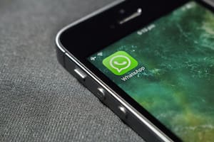 Cuáles son las diferencias entre WhatsApp Premium y la versión clásica