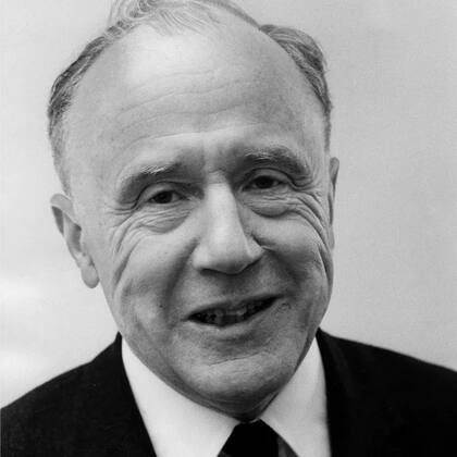 Wheeler fue un pionero de la teoría cuántica y la fisión nuclear; se le atribuye haber acuñado el término "agujero negro"