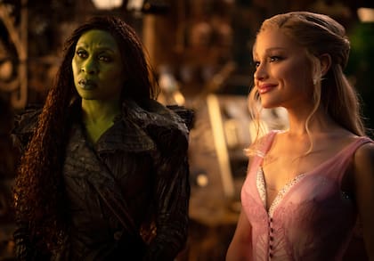Ariana Grande y Cynthia Erivo en la segunda parte de Wicked