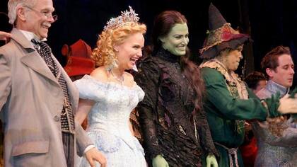 Wicked se representa en Nueva York desde 2003, lo que lo convierte en el cuarto espectáculo de Broadway de mayor duración de todos los tiempos.