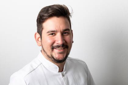 William Camacho junto a Julieta Caruso, están al mando de la cocina de Asadero en Olivos.