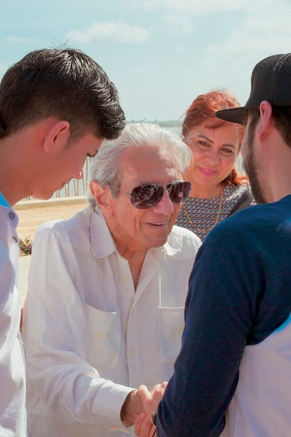 William Mebarak junto al alcalde de Barranquilla, Jaime Pumarejo.