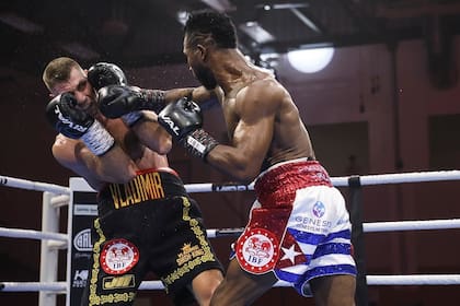 William Scull al ataque: el cubano llega a la pelea con Canelo Álvarez en condición de invicto en 23 compromisos, con 9 por KO