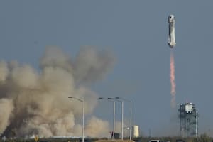 El capitán Kirk de Star Trek viajó al espacio a los 90 años en un vuelo de 10 minutos