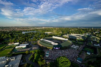 Wimbledon se cancelará este año por el Covid-19, pero, previsor, se aseguró contra pandemias.