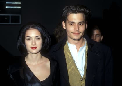 Winona Ryder y Johnny Depp en Los Angeles durante su romance, en la década del 90