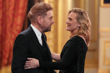 Winslet junto
a Kenneth Branagh