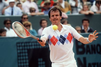 Wojtek Fibak, el mejor tenista polaco de la historia, número 10 en singles en 1977, destacó a la reciente ganadora de Roland Garros, su compatriota Iga Swiatek. 