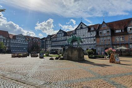 Wolfenbüttel se convirtió en la residencia de los duques de Brunswick en 1432. A lo largo de los siguientes tres siglos creció hasta ser un centro de las artes.