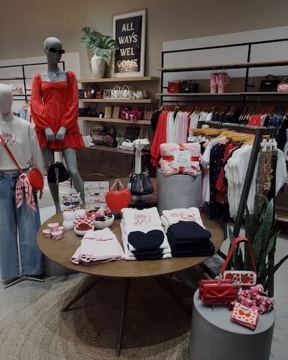 Women's Wear Daily aseguró que la tienda buscaba liquidar su inventario y cerrar pronto