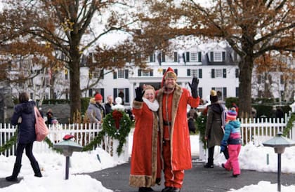 Woodstock es un destino encantador para una Navidad tradicional en Nueva Inglaterra (IG @woodstock.inn)