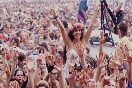 Paz y amor fueron las consignas del festival Woodstock en los sesenta